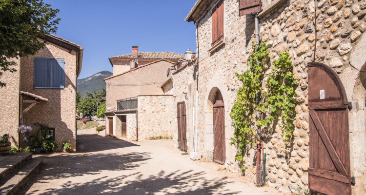 Comment et pourquoi acheter un bien à plusieurs ?