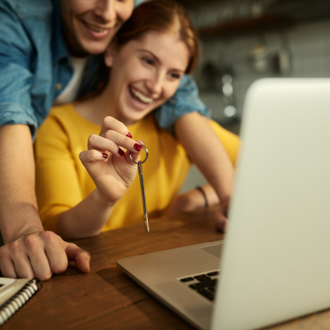 Quels sont les avantages de la vente aux enchères en immobilier ?