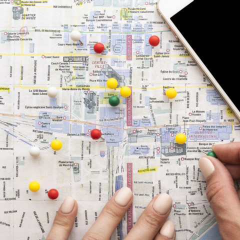 Faut-il passer par plusieurs agences pour vendre son bien immobilier ?