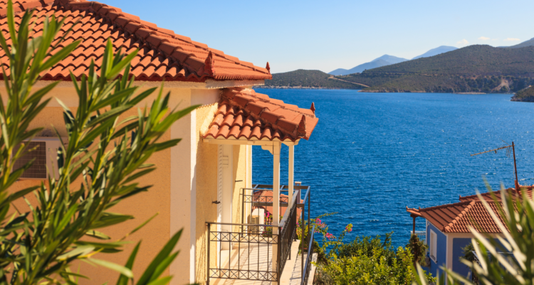 Trouver une maison à vendre au bord de l’eau : 4 conseils clés